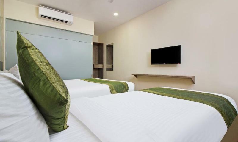 Ocean Suites Hotel Mumbai Exterior foto