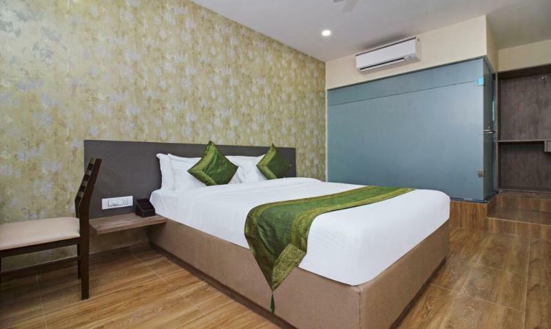 Ocean Suites Hotel Mumbai Exterior foto
